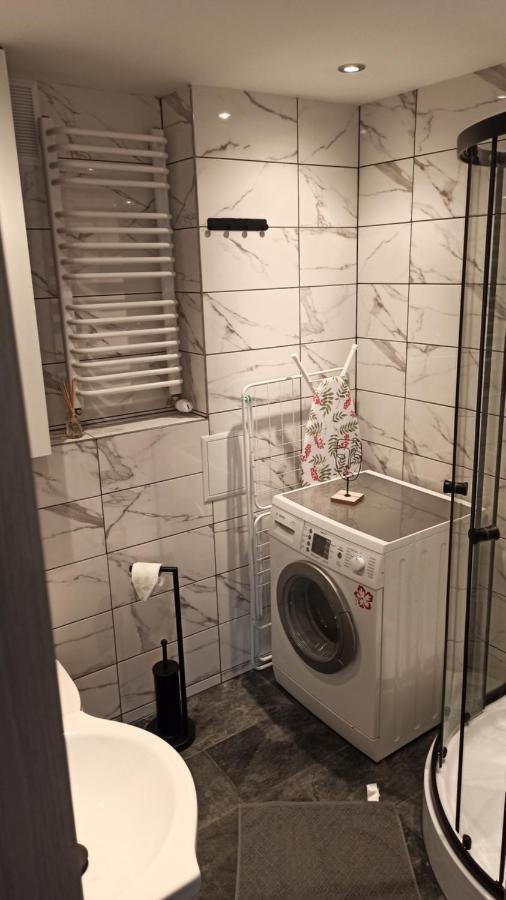 גלוחולאזי Apartament Zdrojowy II מראה חיצוני תמונה